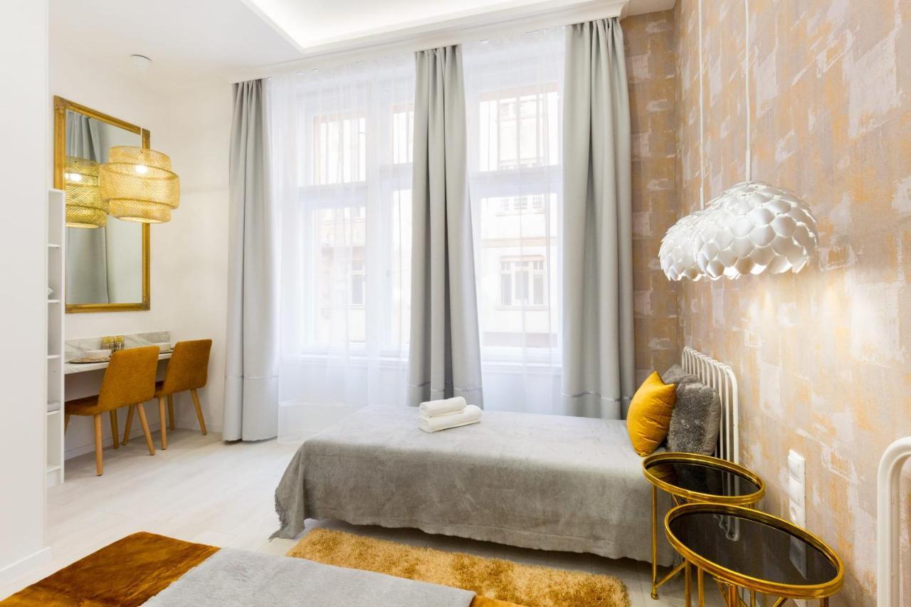 Unique & Lovely Place With Ac Budapest Exterior photo